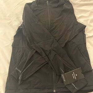 Lululemon (Black) Stretch Ventilated Run Jacket